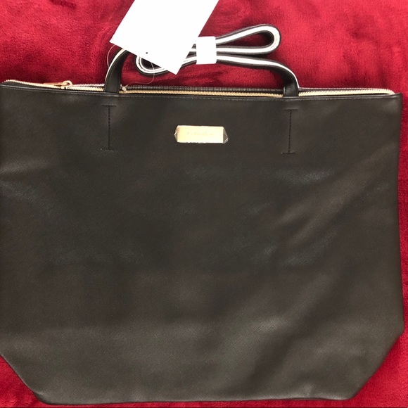 3 Calvin Klein Totes! $30 each or $80 for all 3! - Picture 3 of 4